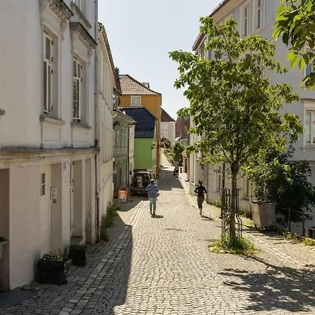 Dinbnb I 350m To Bryggen I Renovated 2023 I Quiet Lägenhet Bergen